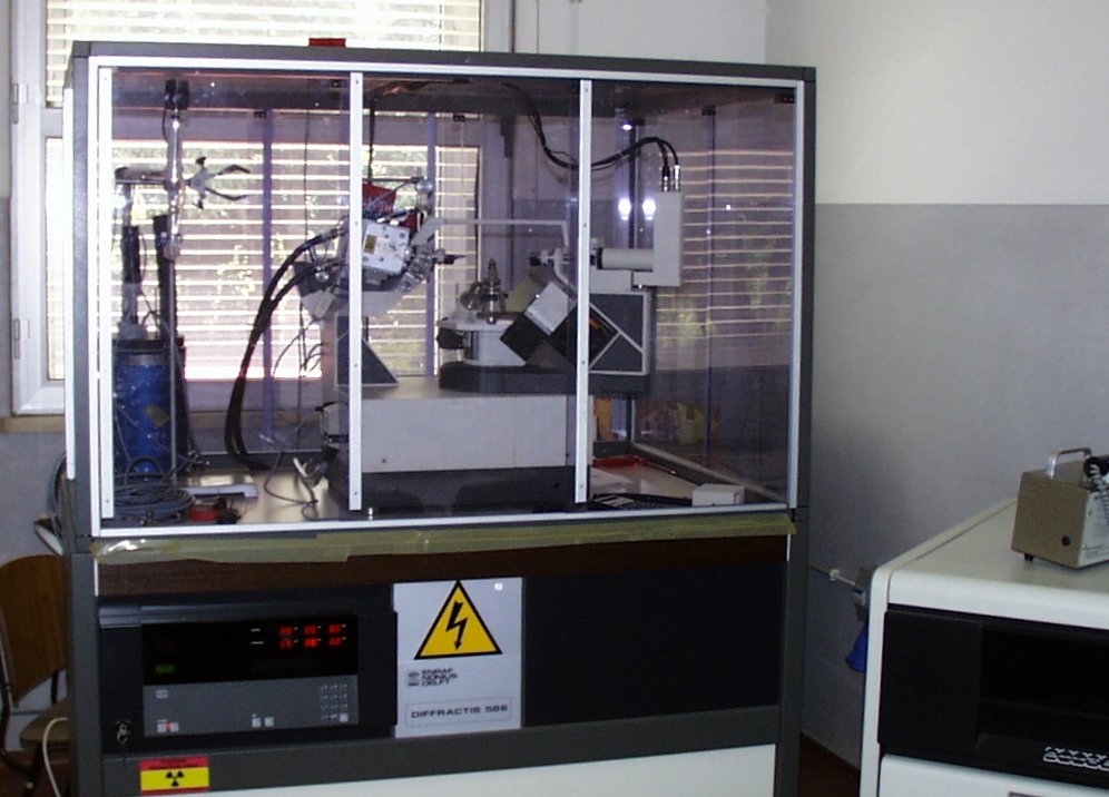 Single Crystal X-Ray Diffractometer photo